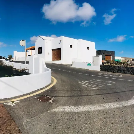 Appartement Alegria In The Stunning Village Of Mozaga, Lanzarote Mozaga