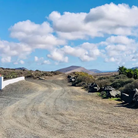 Alegria In The Stunning Village Of Mozaga, Lanzarote דירה Mozaga